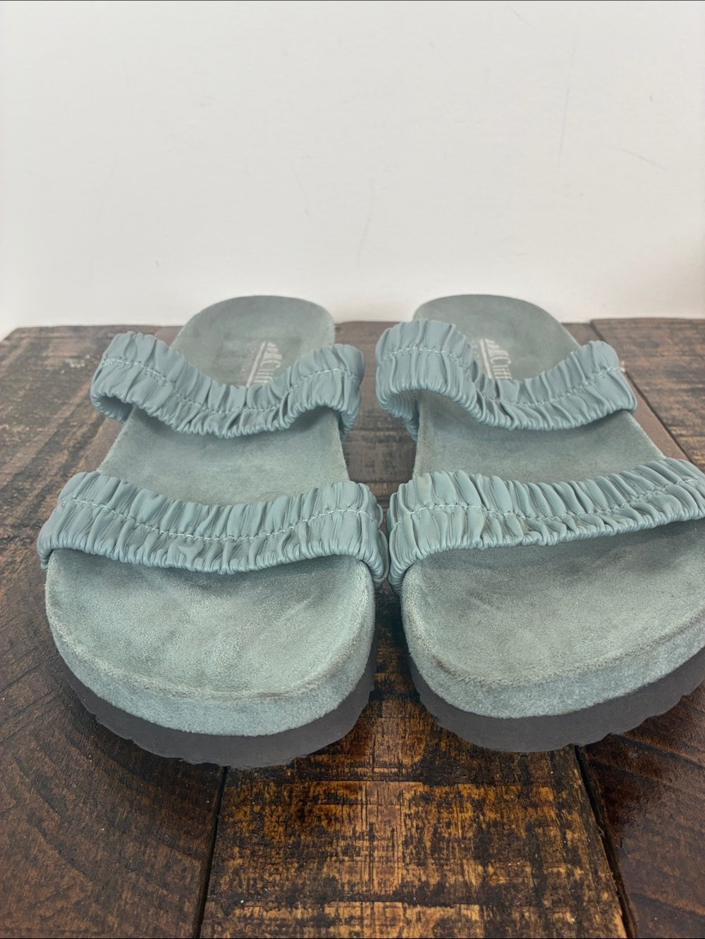 Cliffs by WHITE MOUNTAIN Dusty Blue Ruched Double-Strap Slide Sandals Women’s 9 - Picture 2 of 7